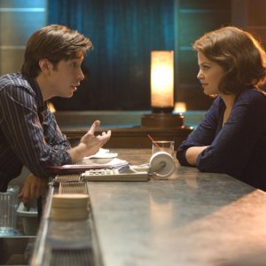 Justin Long e Ginnifer Goodwin in un'immagine del film La verità è che non gli piaci abbastanza