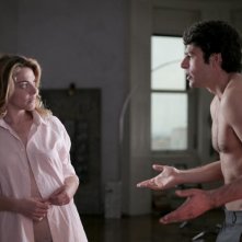 Claudia Gerini e Luca Argentero in una scena di Diverso da chi? diretto da Umberto Carteni