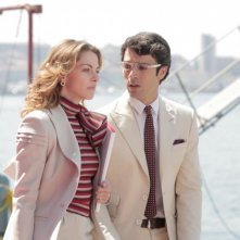 Claudia Gerini e Luca Argentero in una sequenza del film Diverso da chi? diretto da Umberto Carteni