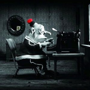 Max impegnato alla macchina da scrivere in Mary and Max