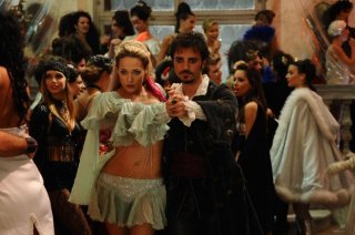 Laura Chiatti e Nicolas Vaporidis in un'immagine del film Iago
