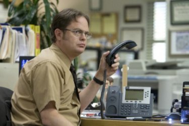 Rainn Wilson in una scena dell'episodio Customer Survey di The Office