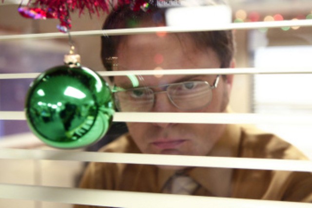 Rainn Wilson in una scena dell'episodio Moroccan Christmas di The Office