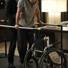 John Hensley con Dylan Walsh nell'episodio 'Ronnie Chase' della quinta stagione di Nip/Tuck