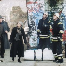 Michel Piccoli, Irène Jacob, Willem Dafoe nel film La polvere del tempo (I skoni tou hronou)