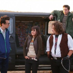 Jay Baruchel, Kristen Bell, Dan Fogler e Sam Huntington e in una scena del film Fanboys