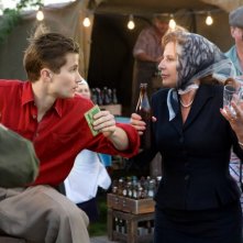 Pawel Szajda e Krystyna Janda in una scena del film Tatarak (Sweet Rush) in cartellone a Berlino 2009