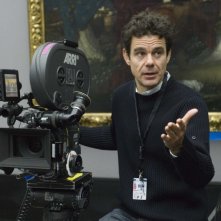 Tom Tykwer sul set di The International
