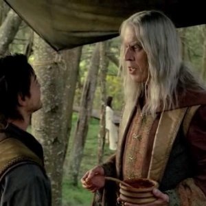 Bruce Spence e Craig Horner in una scena dell'episodio 'Brennidon' della prima stagione della serie tv 'Legend of the Seeker'