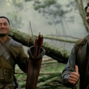 Craig Horner e Jay Laga'aia in una scena dell'episodio 'Brennidon' della prima stagione della serie tv 'Legend of the Seeker'