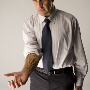 Doug Rollins in una foto promozionale per l'episodio 'Sleeper' della serie tv Torchwood