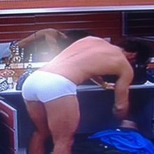 Grande Fratello 9 - Alberto in slip