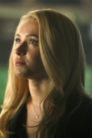 Hayden Panettiere in una scena tratta da A Clear and Present Danger, terza stagione di Heroes
