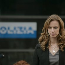 Antonia Liskova in un momento dell'episodio Ossessione de Il bene e il male