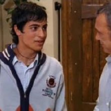 Nunzio De Luca e Claudio Amendola in una scena della serie I Cesaroni