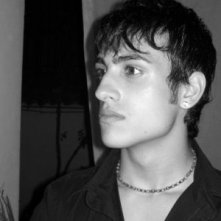 Un primo piano di Nunzio De Luca