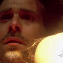 James Callis nel ruolo di Gaius Baltar in una scena dell'episodio Blood on the Scales di Battlestar Galactica