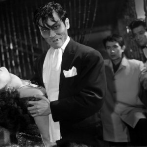 Una scena del film The Lady Vampire