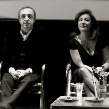 2009 Silvio Orlando E Carla Signoris Durante La Conferenza Stampa Del Film Ex Di Fausto Brizzi Foto Di Marilu Paguni 105011
