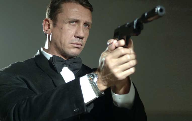 Gualberto Parmeggiani In Uno Scatto Ispirato A Casino Royale Con Daniel Craig 105230