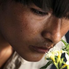 Una bella immagine di Magaly Solier nel film The Milk of Sorrow (La teta asustada)