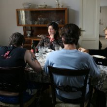 Giorgio Panariello, Emanuela Aureli e Diego Abatantuono in una scena dell'episodio 'Padri e figli' del film I mostri oggi