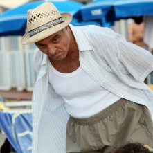 Giorgio Panariello in una scena dell'episodio 'La fine del mondo' del film I mostri oggi