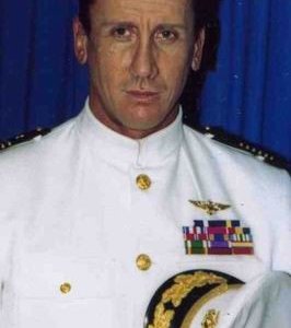 Gualberto Parmeggiani. L'attore è nato a Ravenna il 14 luglio 1960, sotto il segno del Cancro.