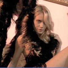 Una foto seducente di Laura Drzewicka, la Barbie del Grande Fratello 9