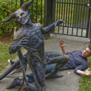Bret Harrison in un momento dell'episodio Dirty Sexy Mongrel di Reaper