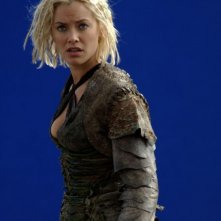 Kristanna Loken impegnata sul set del film In the Name of the King