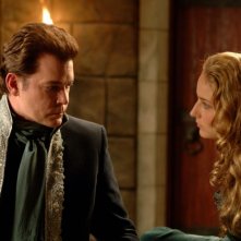 Ray Liotta e Leelee Sobieski in una scena del film In the Name of the King