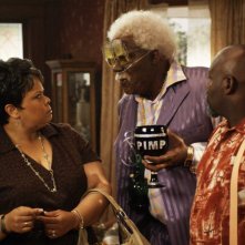 Tamela J. Mann, Tyler Perry e David Mann in una scena del film Madea Goes to Jail
