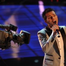 Sanremo 2009, prima serata: Marco Carta canta La forza mia