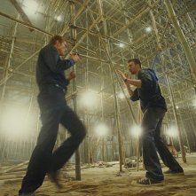 Chris Evans e Neil Jackson in una scena del film Push