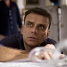 Il regista Enzo Monteleone sul set del film Due partite