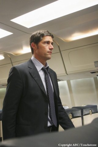 Matthew Fox in una scena dell'episodio 316 di Lost