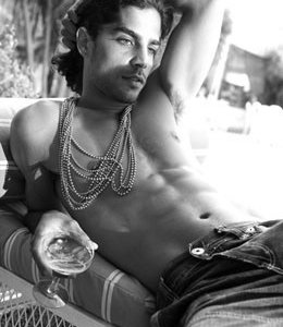 Una sexy immagine di Nir Lavi