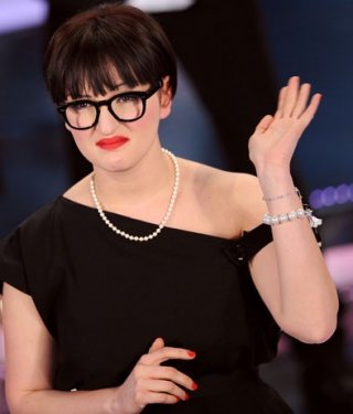 Arisa è la vincitrice della sezione 'Nuove proposte' del Festival di Sanremo 2009