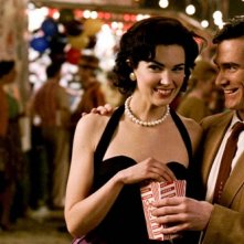 Laura Mennell e Billy Crudup in una scena del film Watchmen