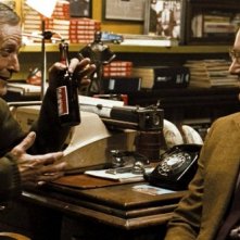 Matt Frewer e Patrick Wilson in una scena del film Watchmen