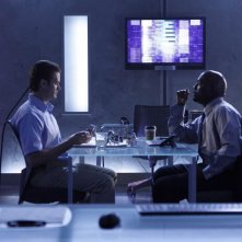 Garret Dillahunt e Richard T. Jones nell'episodio Today is the Day: Part 1 di Terminator: The Sarah Connor Chronicles