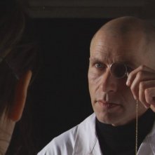 Vitaliano Trevisan in una scena del film Dall'altra parte del mare