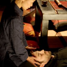 Yang Yu Lin e Flavio Montrucchio in una scena del film Il soffio dell'anima