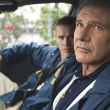 Jamison Haase e Harrison Ford in una scena del film Crossing Over