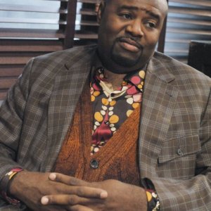 Chi McBride nell'episodio 'The Legend of Merle McQuoddy' della seconda stagione di Pushing Daisies