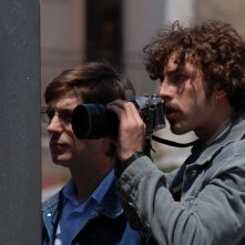 Libero De Rienzo e Michele Riondino in una scena del film Fortapàsc