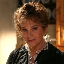 Stefania Sandrelli in una scena della fiction Puccini