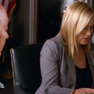 Patricia Arquette in una scena di Soul Survivor, premiere della quinta stagione di Medium