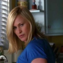Patricia Arquette In Una Scena Di Things To Do In Phoenix When You Re Dead Secondo Episodio Della Quinta Stagione Di Medium 106912